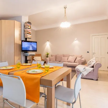 Sorrentovibes - Family 2 Bedroom Terrace Centre Apartament *